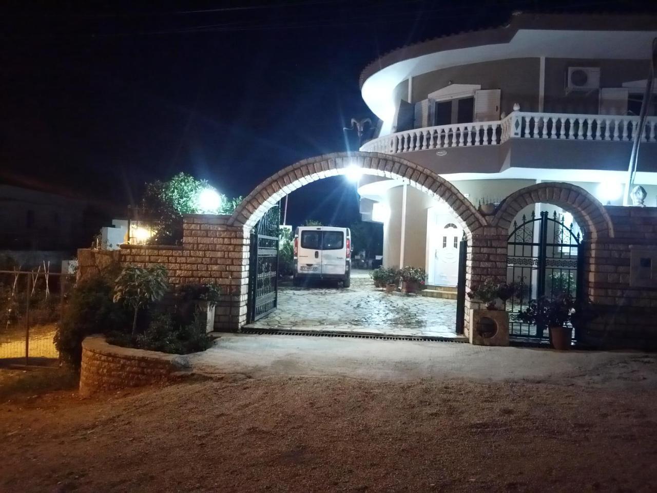 Vila Zeqo Muka Ksamil Luaran gambar